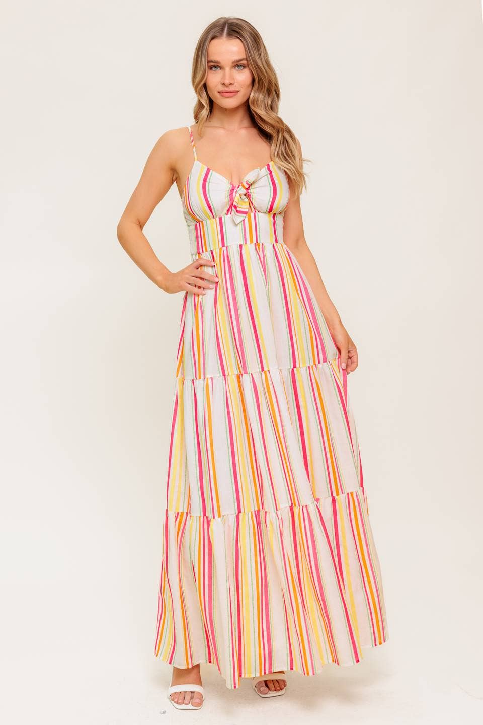A printed woven maxi dress - ID22132