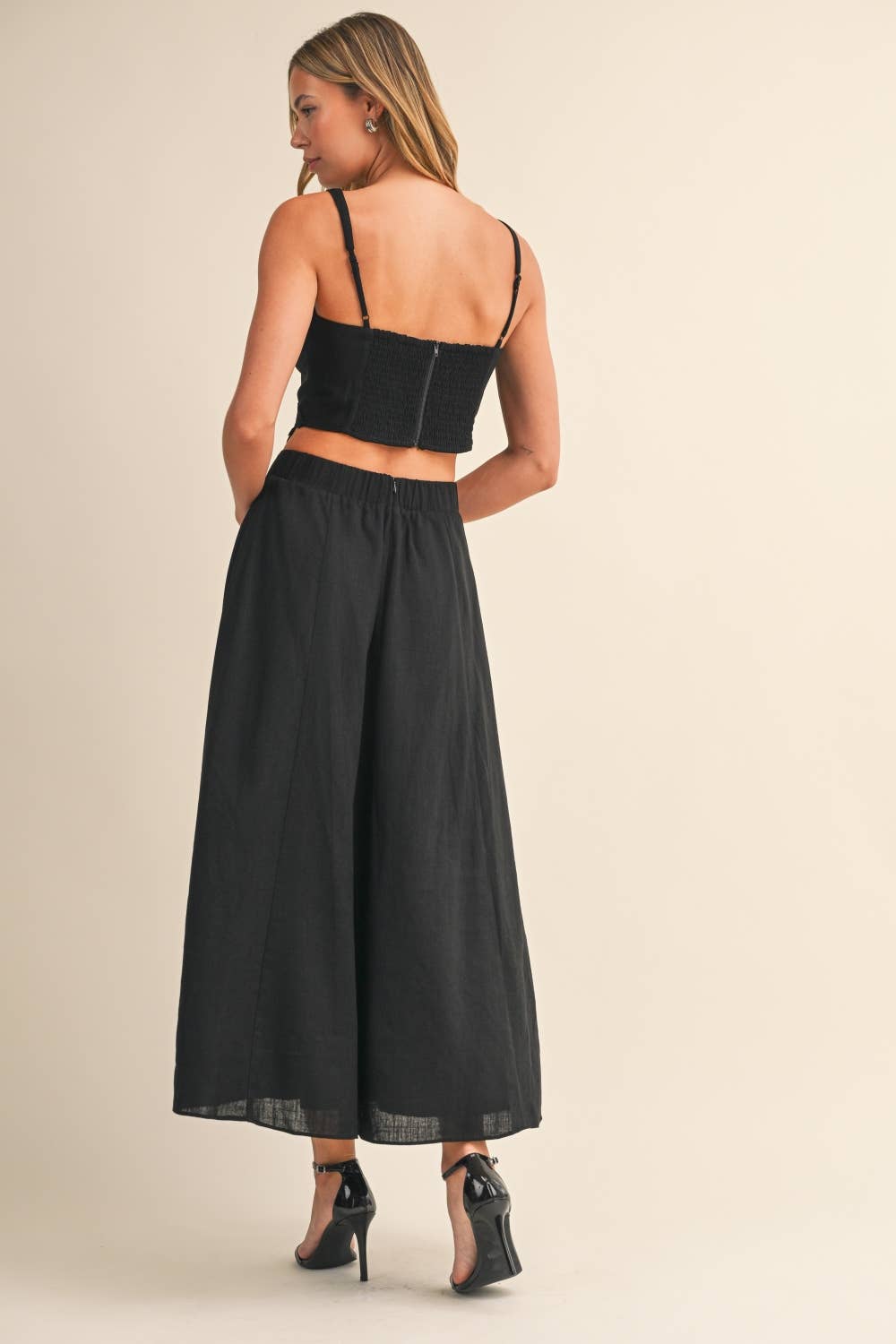 FLOWER EMROIDERED CROP TOP AND MIDI SKIRT