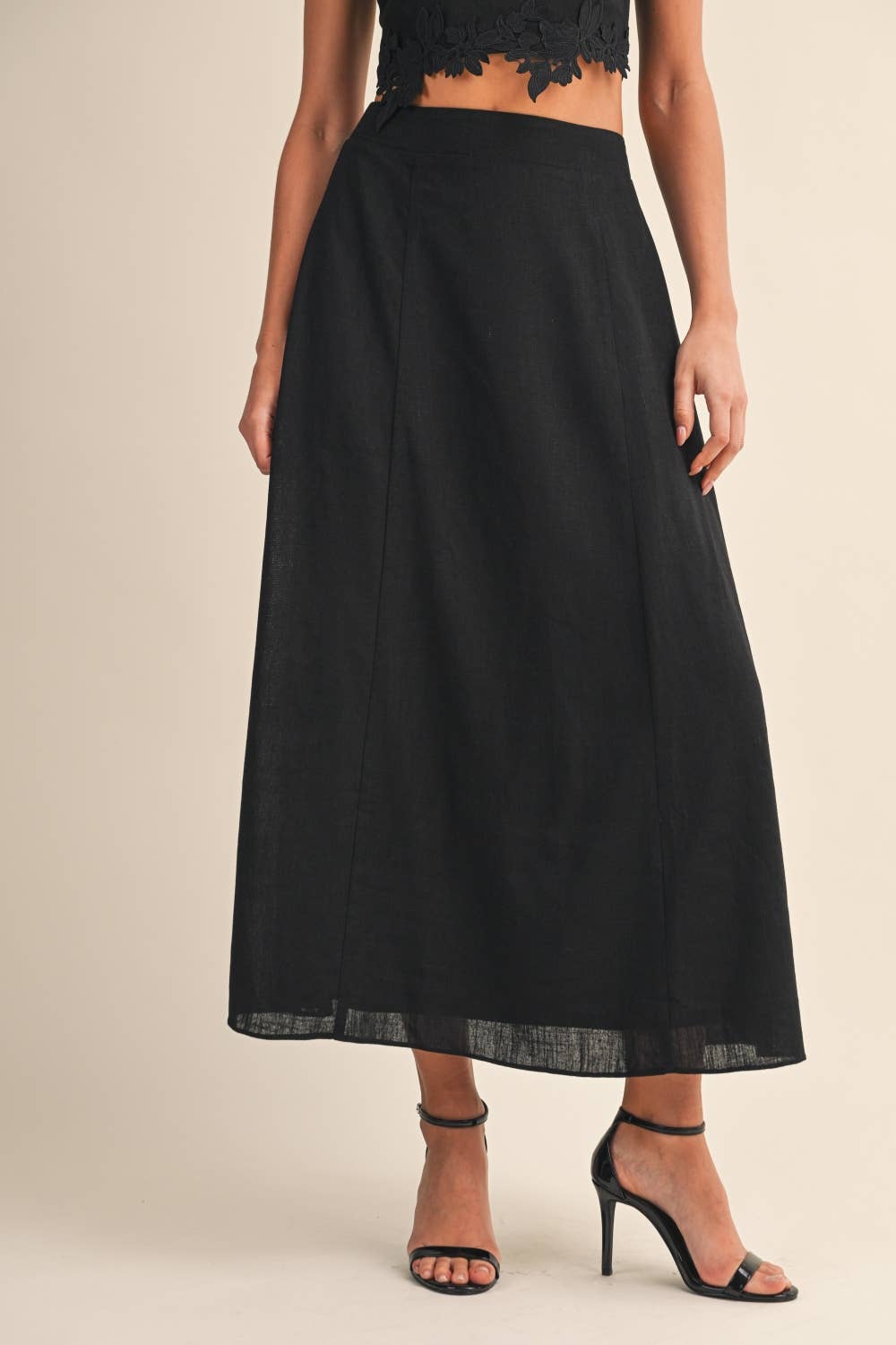 FLOWER EMROIDERED CROP TOP AND MIDI SKIRT