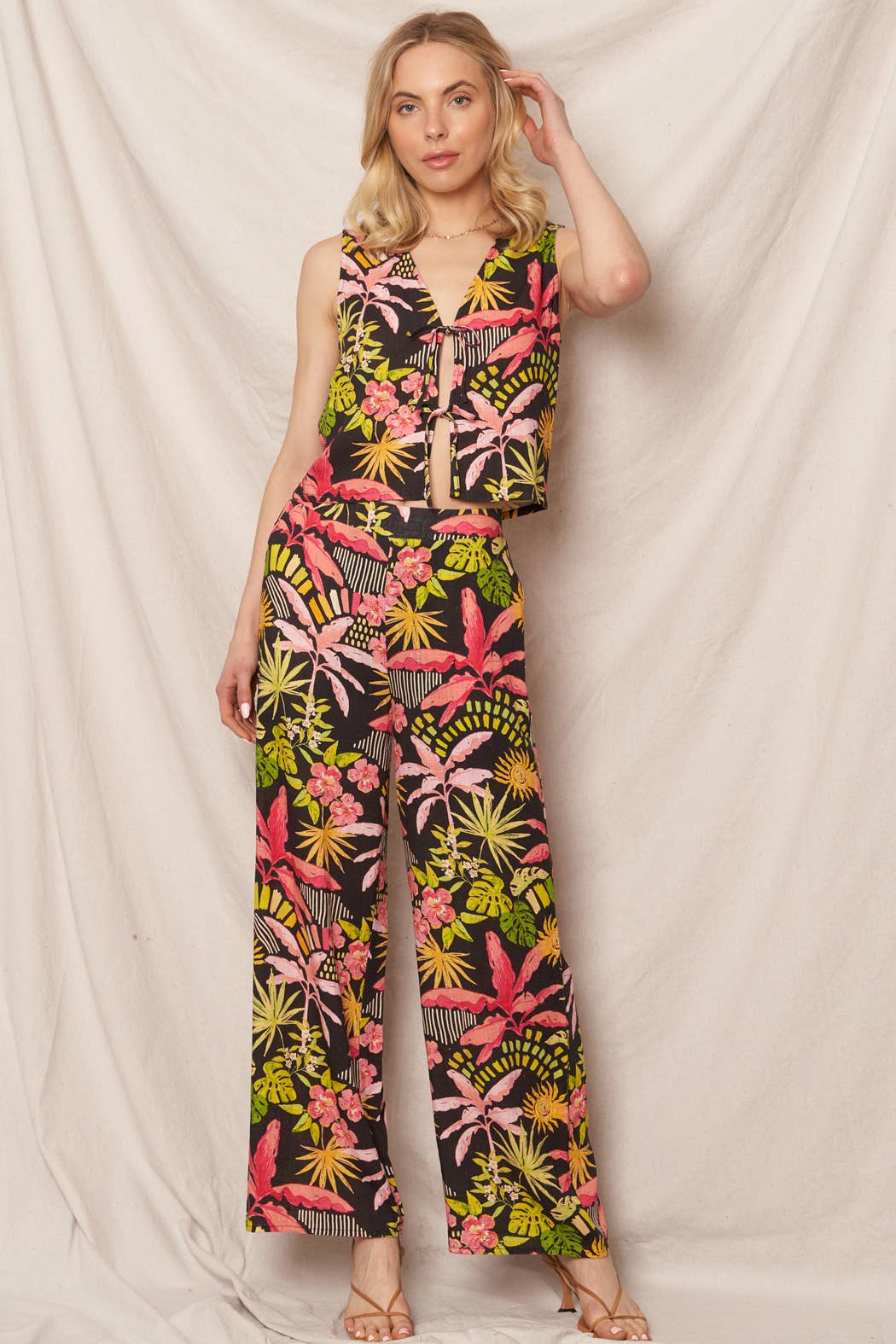 Tropical Print Sleeveless Vest Top
