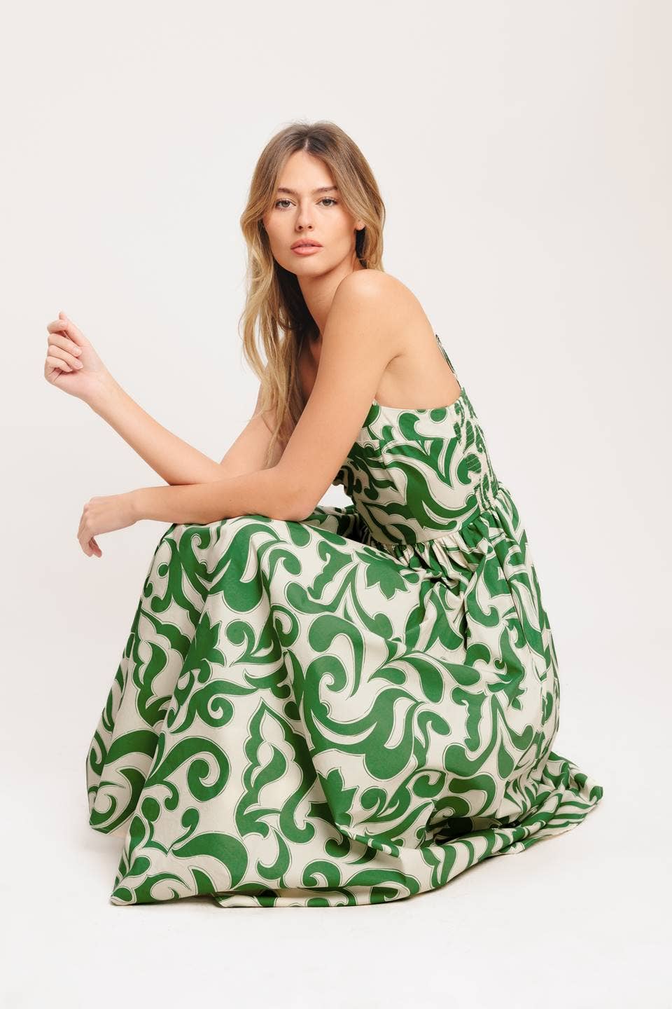 A printed woven midi dress - ID23476