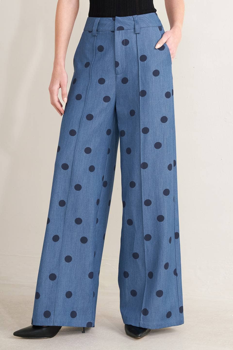 A printed woven pant - FP1947T