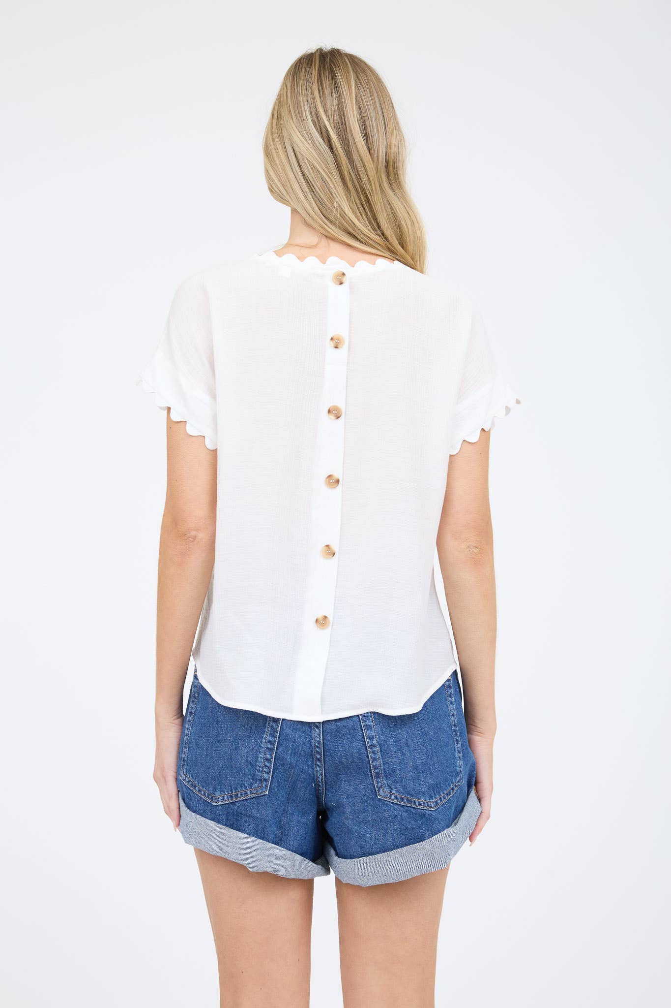 SCALLOP TRIM CUT-OUT SHORT SLEEVE BLOUSE