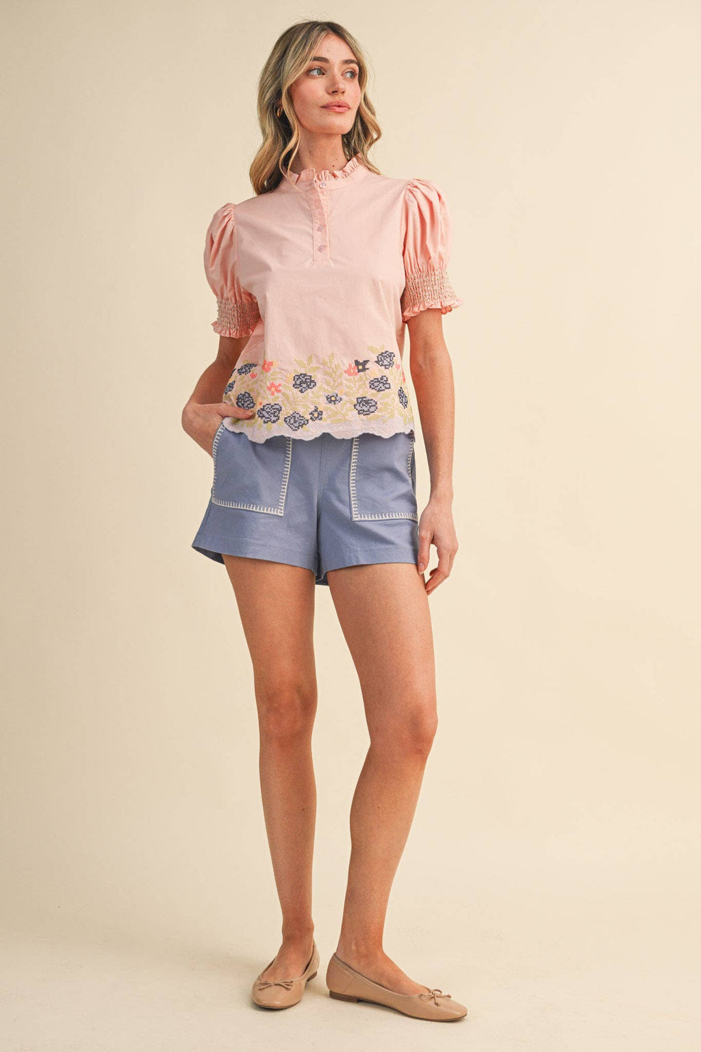 HIGH WAIST SHORTS WITH CONTRAST STITCHING MP4598