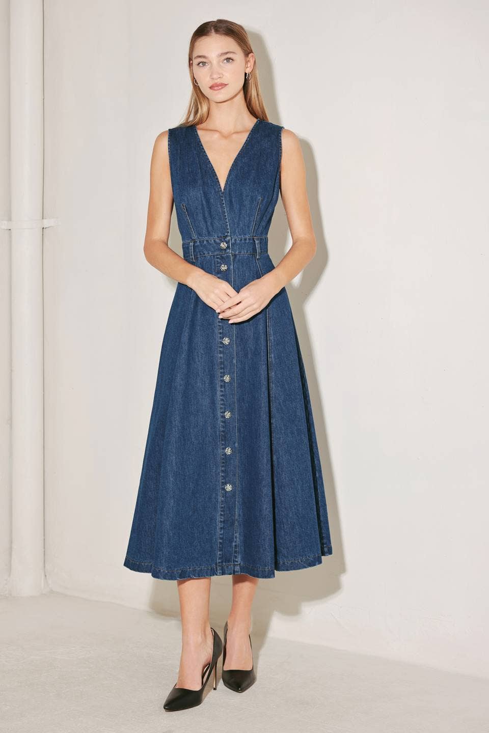 A washed denim midi dress - FD2047
