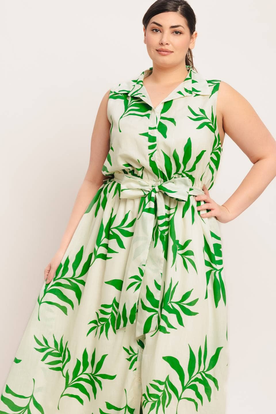 A printed woven midi dress - Plus