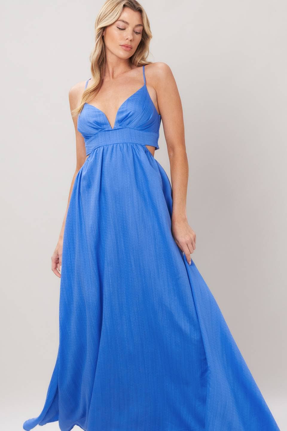 A solid woven maxi dress - ID23902