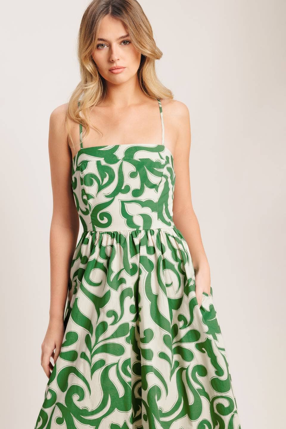 A printed woven midi dress - ID23476