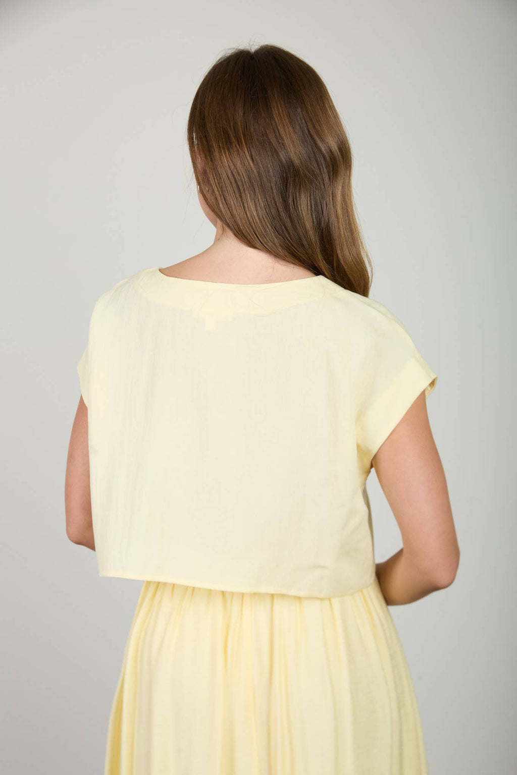 FLORAL EMBROIDERY DETAIL BOAT NECK CROP TOP
