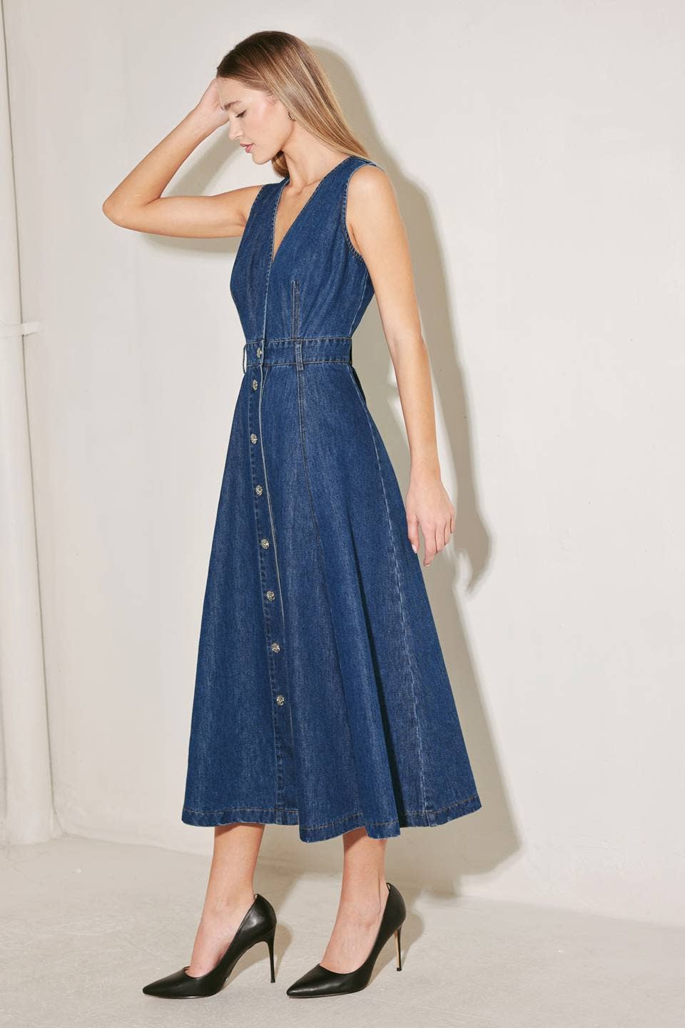 A washed denim midi dress - FD2047