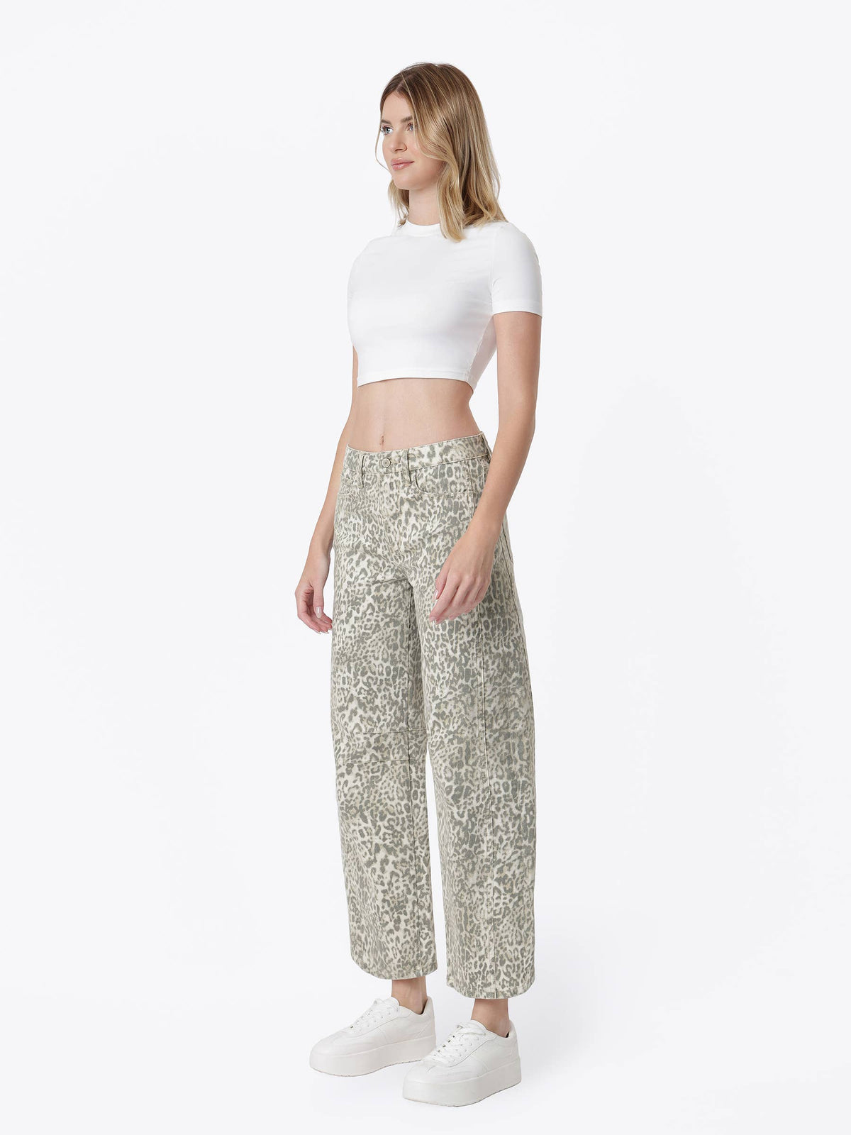 HIGH RISE SIDE SEAMED LEOPARD PRINT BARREL JEANS T7567LPD