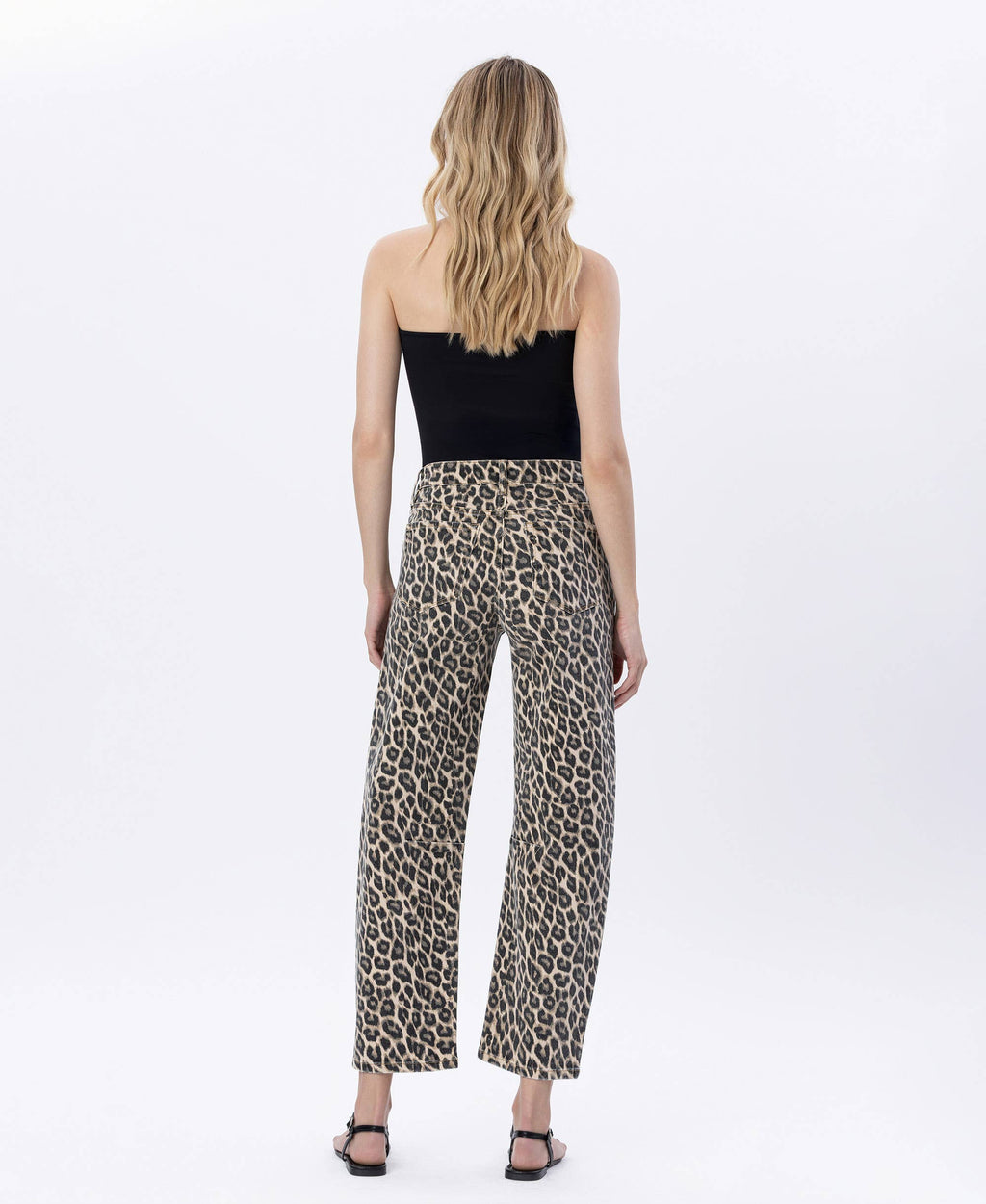 HIGH RISE LEOPARD PRINT BARREL JEANS V3704LPD