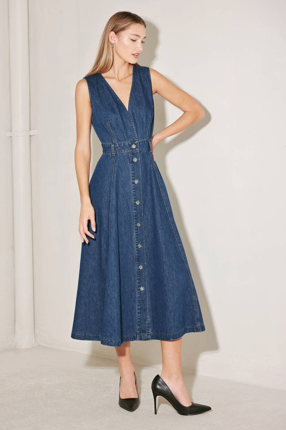 A washed denim midi dress - FD2047