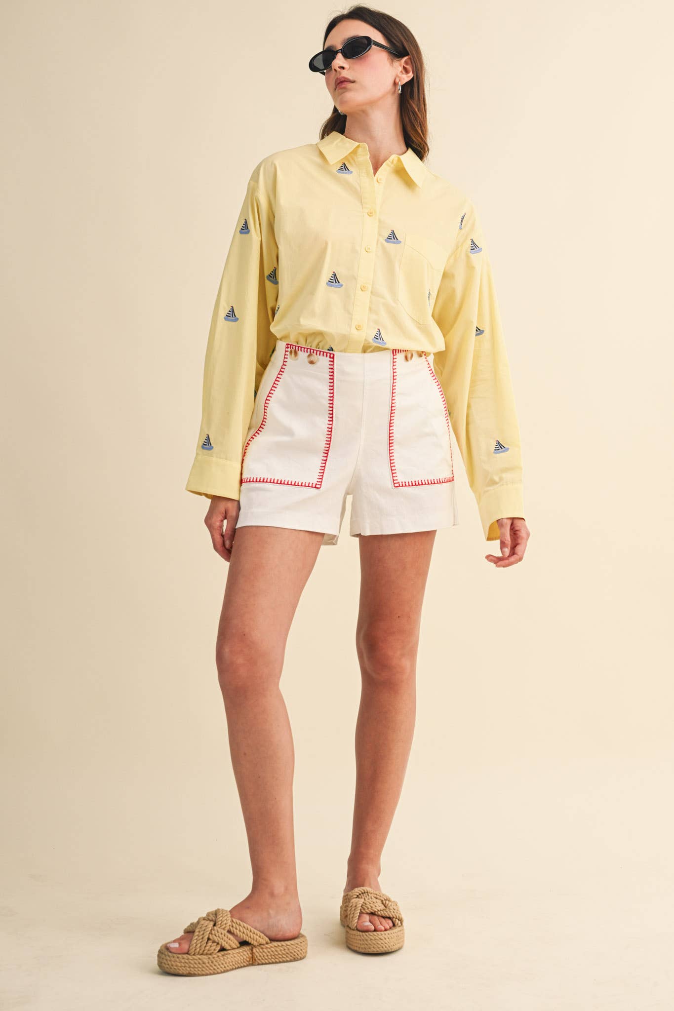 HIGH WAIST SHORTS WITH CONTRAST STITCHING MP4598