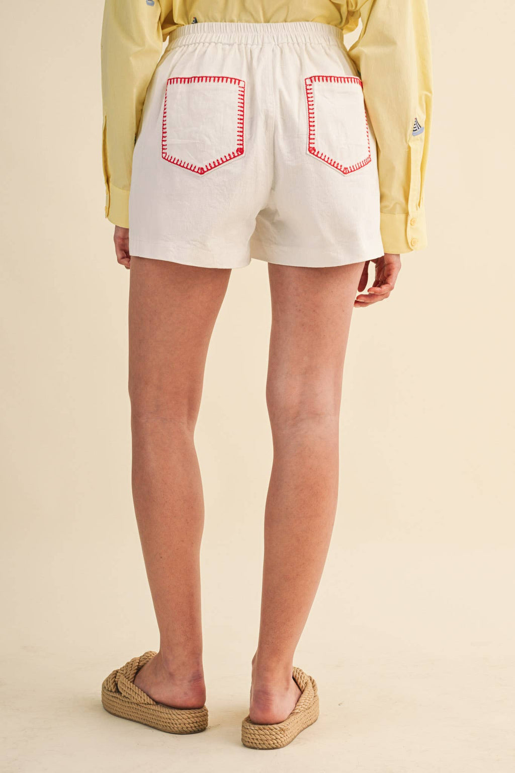 HIGH WAIST SHORTS WITH CONTRAST STITCHING MP4598