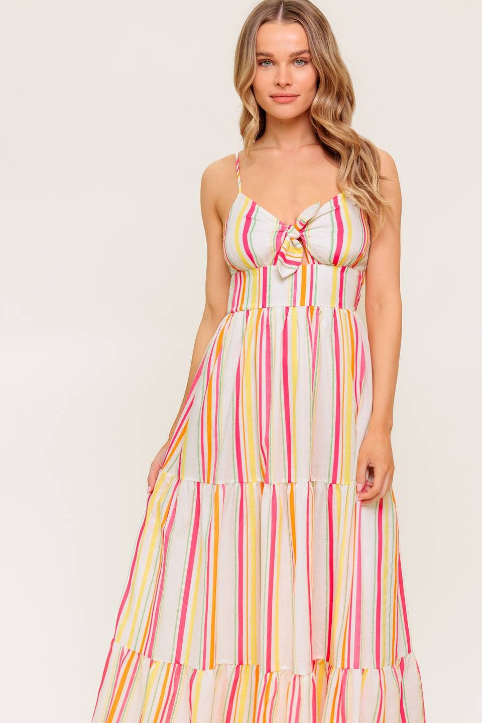 A printed woven maxi dress - ID22132