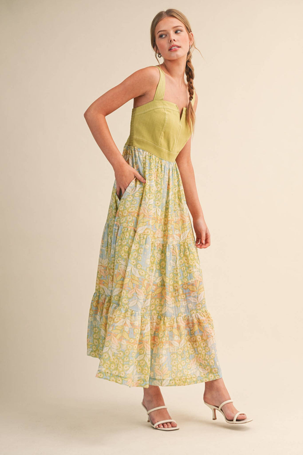 EXCLUSIVE FLORAL PRINT TIERED MIDI DRESS MDR4062