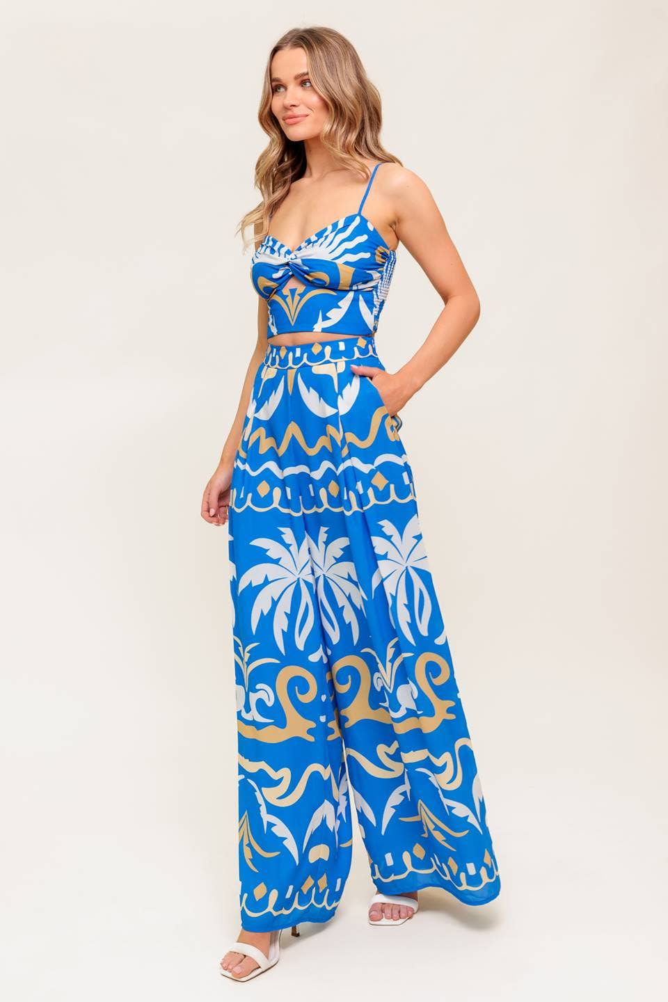 A printed woven crop top and pant set - IT13655-SET
