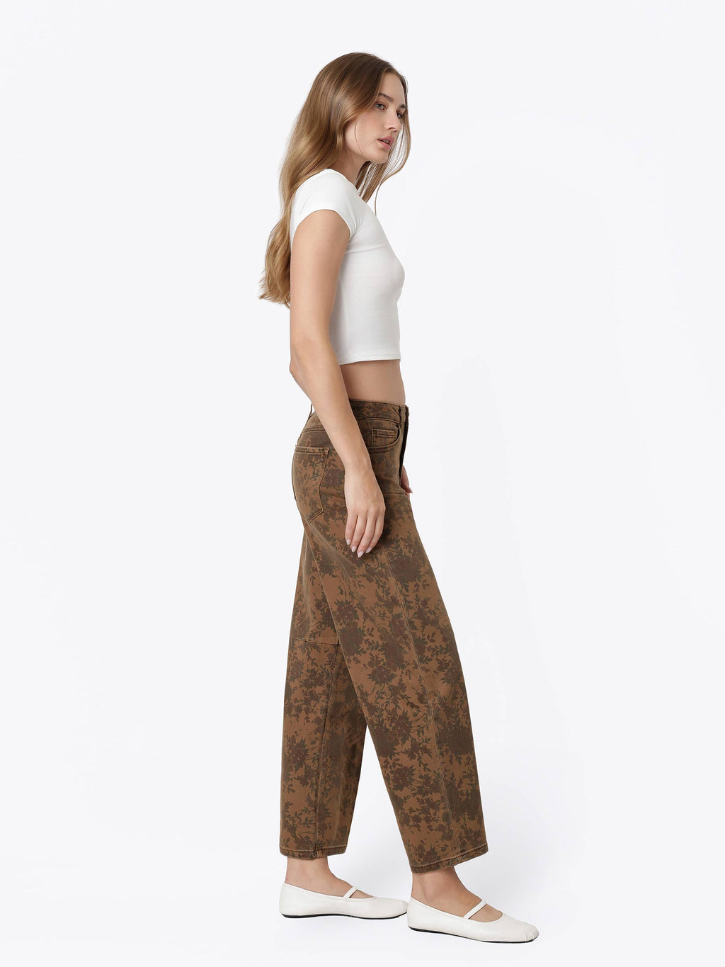 HIGH RISE BROWN FLORAL PRINT BARREL JEANS T7587BRN