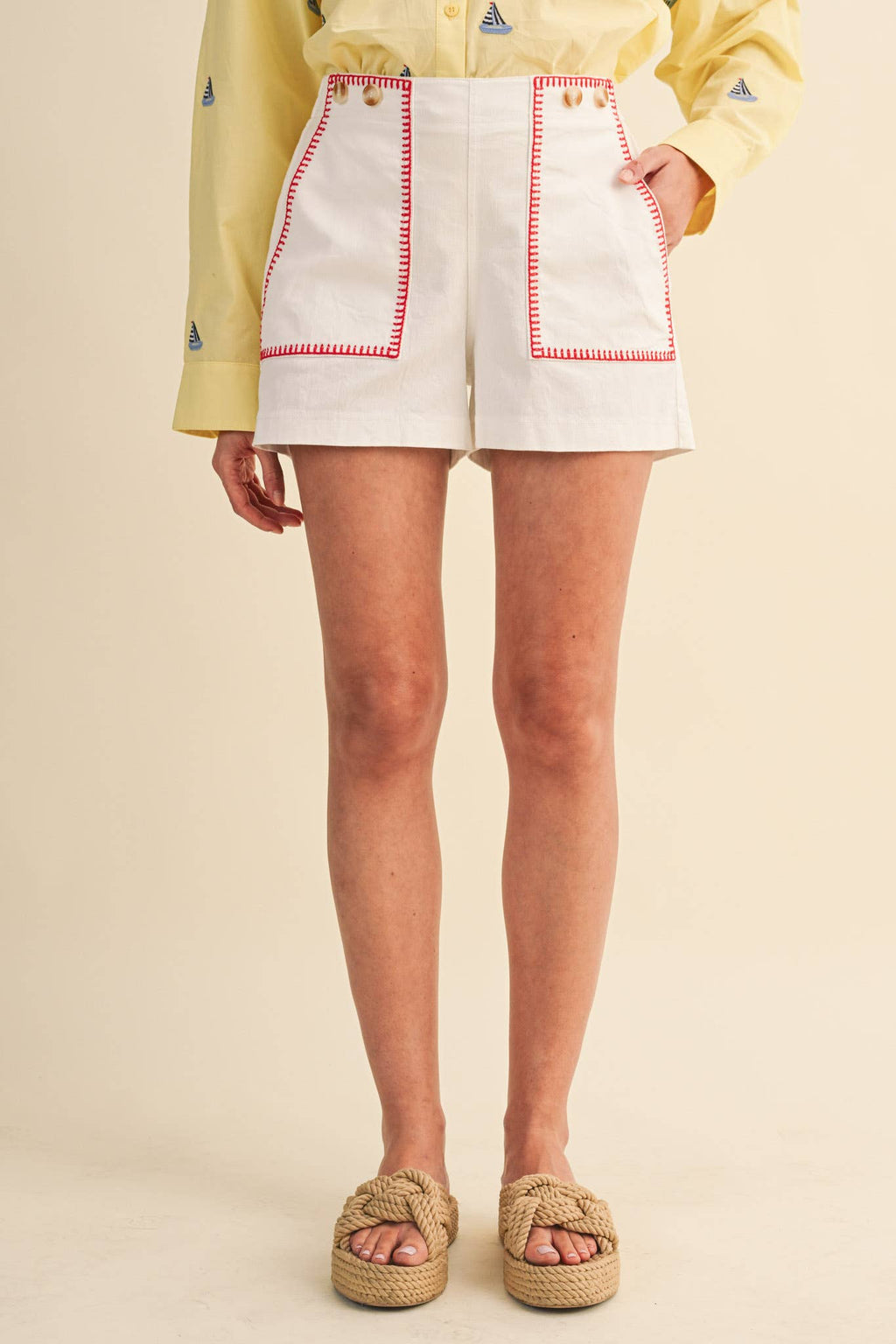 HIGH WAIST SHORTS WITH CONTRAST STITCHING MP4598